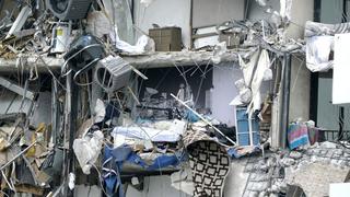 “No quedó nada”, dicen asombrados los sobrevivientes del derrumbe de un edificio en Miami