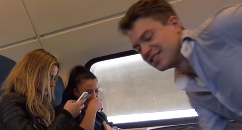 Este video de YouTube nos muestra la vergüenza que pasa un muchacho que se pone a ver porno a todo volumen en un tren de Holanda. (Foto: captura)