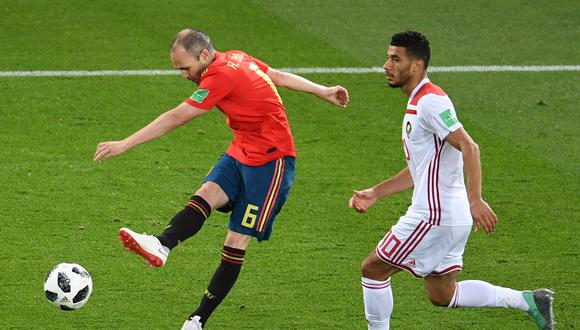 La selección española se enfrenta ante Marruecos esta tarde (1:00 p.m. EN VIVO ONLINE vía DirecTV) por su pase a la siguiente ronda del Mundial Rusia 2018. El cuadro africano se encuentra eliminado del certamen. (Foto: AFP)