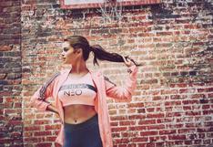 Selena Gomez luce su tonificado cuerpo en una cancha de baloncesto