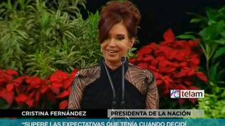 FOTOS: la nueva imagen de Cristina Fernández fue bautizada como ‘luto hot’ en las redes sociales