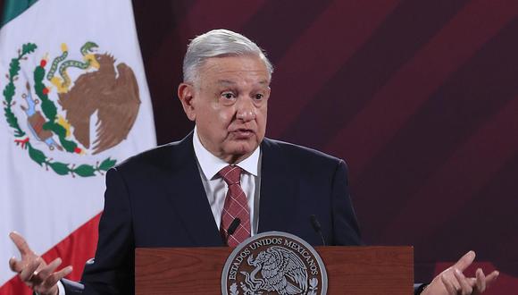 El Presidente de México, Andrés Manuel López Obrador, habla durante su conferencia matutina en el Palacio Nacional en Ciudad de México. (Foto: EFE/Mario Guzmán).