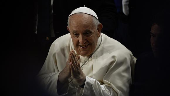 El papa Francisco llega para la Santa Misa en el Steppe Arena de Ulán Bator el 3 de septiembre de 2023. (Foto de Pedro PARDO / AFP)
