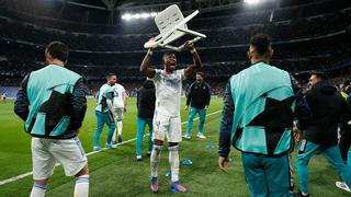David Alaba tras su peculiar festejo con Real Madrid: “¡No te sientes en nuestra silla!” [VIDEO]