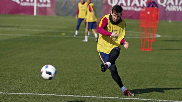 Lionel Messi no entrenó hoy y mañana será operado - 2