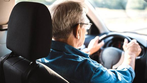 Cómo tu manera de conducir puede revelar signos tempranos de alzhéimer
(GETTY IMAGES)