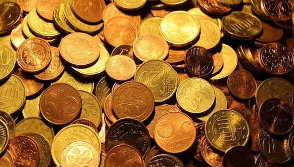 Mujer quiso pagar una multa con una caja repleta de monedas que pesaba 140 kilos | Foto: Pixabay / 127071