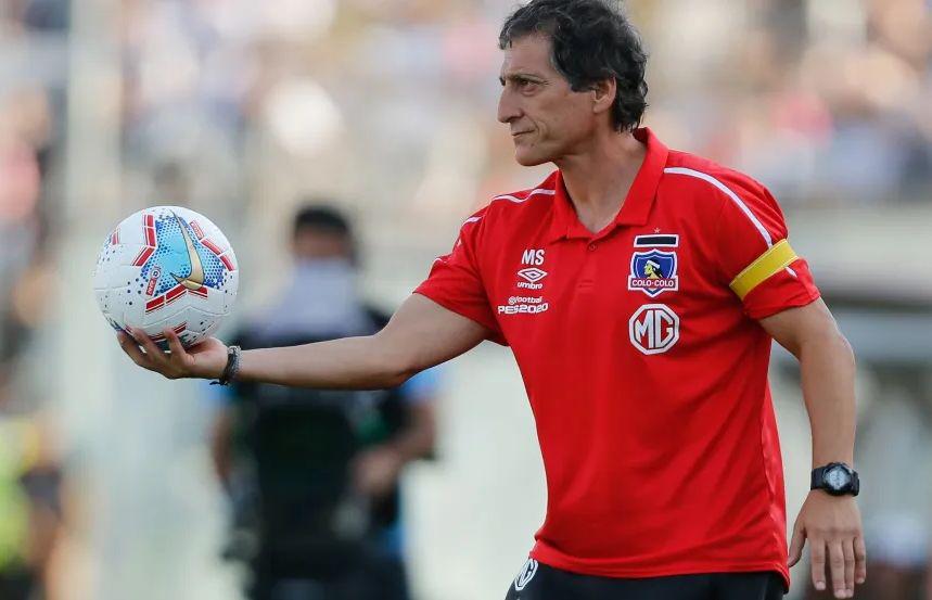 Debido a la pandemia del coronavirus, Chile cerró sus fronteras. Así, Mario Salas todavía no podrá sumar a Alianza Lima. (Foto: AFP)