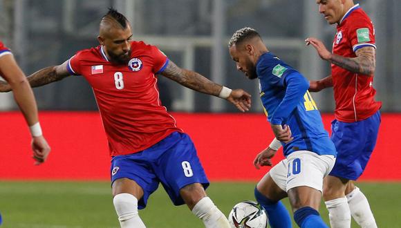 Vidal tras penal no cobrado por Diego Haro en el Chile vs. Brasil: “No entiendo para qué está el VAR, es una locura”