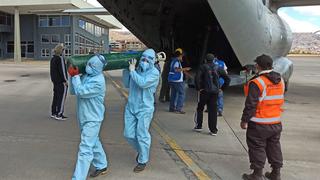 Entregan 50 balones de oxígeno a hospital de EsSalud en Cusco para pacientes con COVID-19