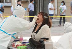 China suma 43 nuevos positivos de coronavirus, 28 de ellos en Xinjiang 