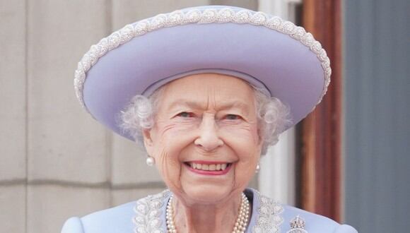 Isabel II del Reino Unido en el Trooping the Colour por su Jubileo de Platino. (Foto: AFP)