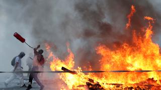 Chile: saqueos y violencia dejan dos muertos tras masiva marcha por los 2 años del estallido social | FOTOS