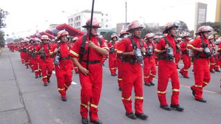 Bomberos en el Perú: más de 1.800 voluntarios se graduaron