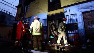 Rímac: bomberos buscan entre escombros a hombre atrapado tras derrumbe de vivienda 