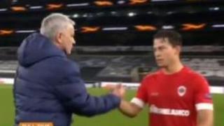 Benavente y Mourinho se saludaron al final del Tottenham-Antwerp por Europa League | VIDEO