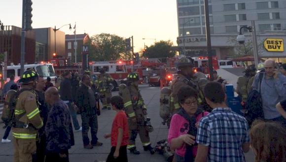 Evacuan estación del metro de Washington tras incendio