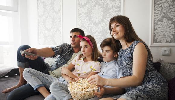 Celebra el Día de la Madre con un cine en casa