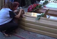 YouTube: perro se niega a dejar a dueño muerto en sismo de Italia