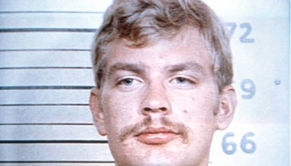 Evan Peters da vida al asesino en la pantalla. Jeffrey Dahmer murió el 28 de noviembre de 1994, a los 34 años (Foto: Getty Images)