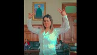 Congresista Tania Ramírez comparte en TikTok un video en el que baila dentro del Parlamento