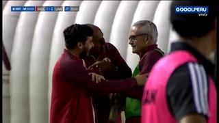 Gregorio Pérez y el emotivo abrazo con su comando técnico tras el gol del triunfo de Alexander Succar | VIDEO