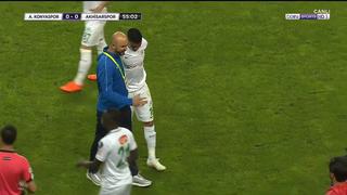 Paolo Hurtado sufrió un fuerte golpe en el Konyaspor vs. Akhisarspor | VIDEO
