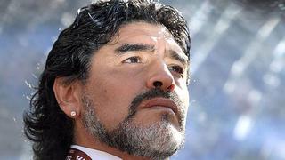 Maradona celebra en Facebook título de campeón de Boca Juniors