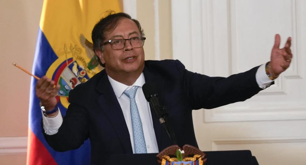 Former Colombian Official Gustavo Petro Discloses Receipt of Million-Dollar Bribes for Presidential Reforms Approval