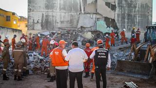 Al menos cinco muertos tras desplome de edificio residencial en Brasil