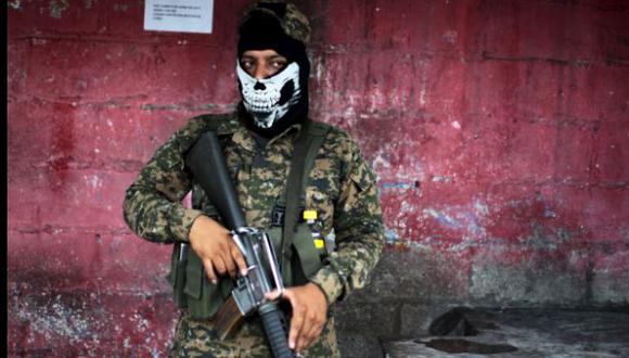El Salvador: Jefes de pandillas ordenan asesinar a soldados