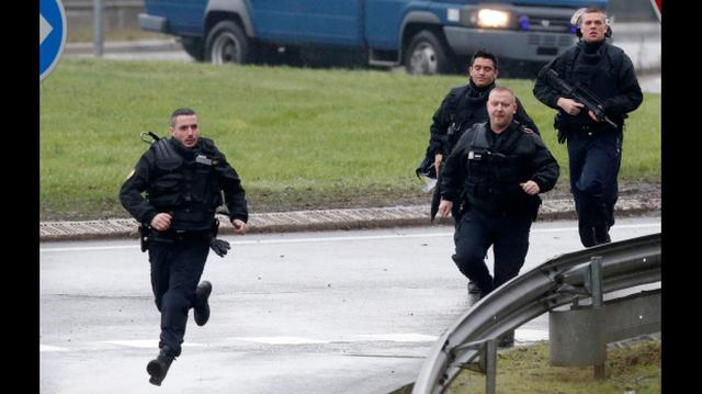 Nuevo ataque en Francia: al menos 5 rehenes en tienda judía - 1