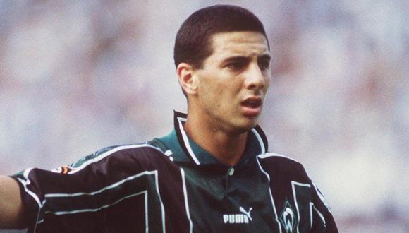 Un 28 de agosto de 1999, Claudio Pizarro hacía su primera aparición en la Bundesliga con la camiseta del Werder Bremen.  (Foto: AP)