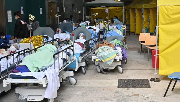 Pacientes de coronavirus en el Caritas Medical Centre en Hong Kong. (Foto: AFP)