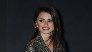 Penélope Cruz demuestra que un enterizo también puede ser elegante | FOTOS