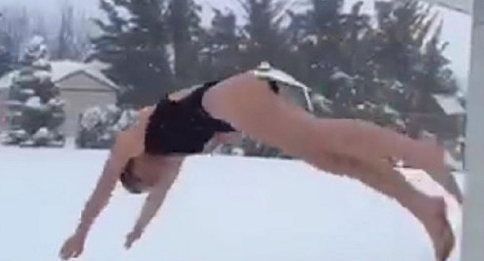 Miles se unen al furor de saltar en la nieve provocada por el Snowzilla. (Foto: Captura YouTube)