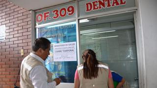 Los Olivos: cierran 16 consultorios médicos informales