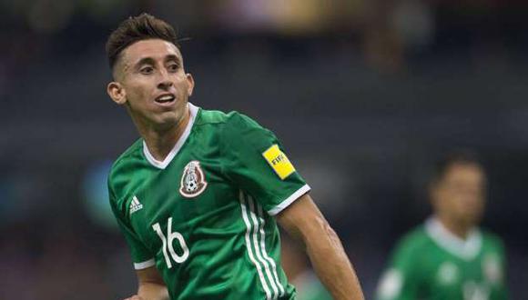 Héctor Herrera, volante de la selección mexicana, estaría dispuesto a no representar a su país en el Mundial Rusia 2018. Según el medio ‘Record’, todo se originó tras el escándalo por la fiesta organizada luego del partido ante Escocia (Foto: AFP)