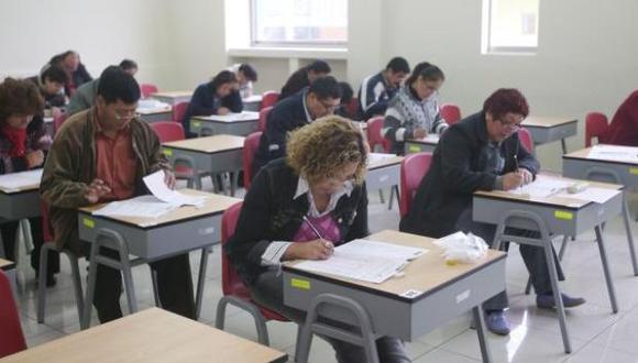 Minedu ofrece becas para que docentes universitarios obtengan maestría