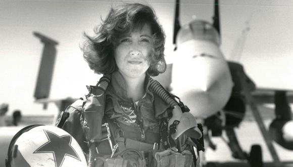 Tammie Jo Shults, la piloto héroe que salvó más de 140 vidas en el vuelo de Southwest Airlines. (Foto: Reuters).