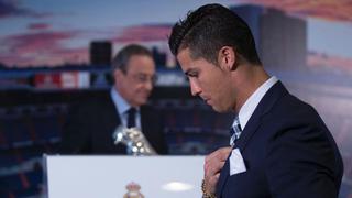 VIDEO: Cristiano Ronaldo dejó con el brazo extendido al Presidente del Real Madrid