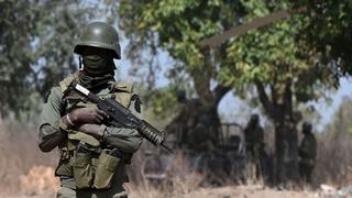 Ataque en Burkina Faso deja 2 soldados muertos y 15 “terroristas neutralizados”