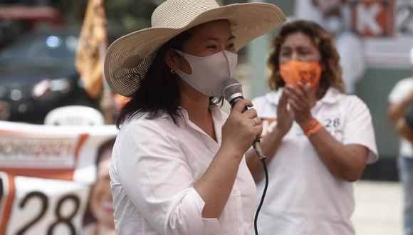 Keiko Fujimori, candidata de Fuerza Popular a la Presidencia, vistió el miércoles el asentamiento humano Mercurio Alto, en Los Olivos. Ha decidido abrir su campaña.  (Foto: Cesar Campos | GEC)