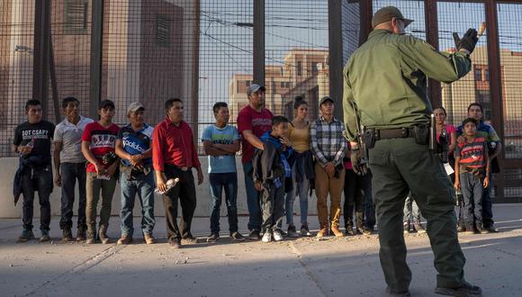 El gobierno de Estados Unidos planea recolectar el ADN de todos los migrantes detenidos después de ingresar ilegalmente al país, dijeron funcionarios. Foto de tomada el 16 de mayo. (Foto: Archivo/ AFP)