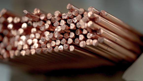 El cobre en la LME ganaba un 1,9% a US$ 10.252 por tonelada. (Foto: AFP)