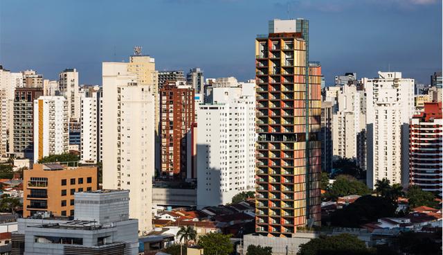 Este edificio de 123 departamentos fue premiado como el mejor rascacielos del mundo dentro de la categoría de construcciones de hasta 100 metros de altura. (Foto: Fermín Vázquez Arquitectos)