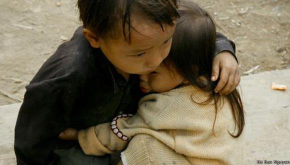 La verdadera historia de la foto de los "hermanos de Nepal"